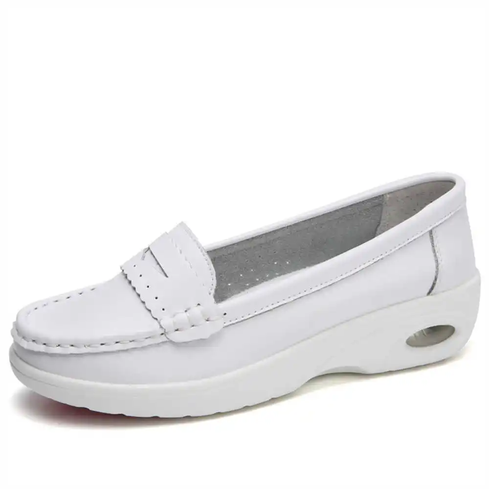 Thick Sole Slipon White Traine - Wedding Supply Resale avaliação e preço